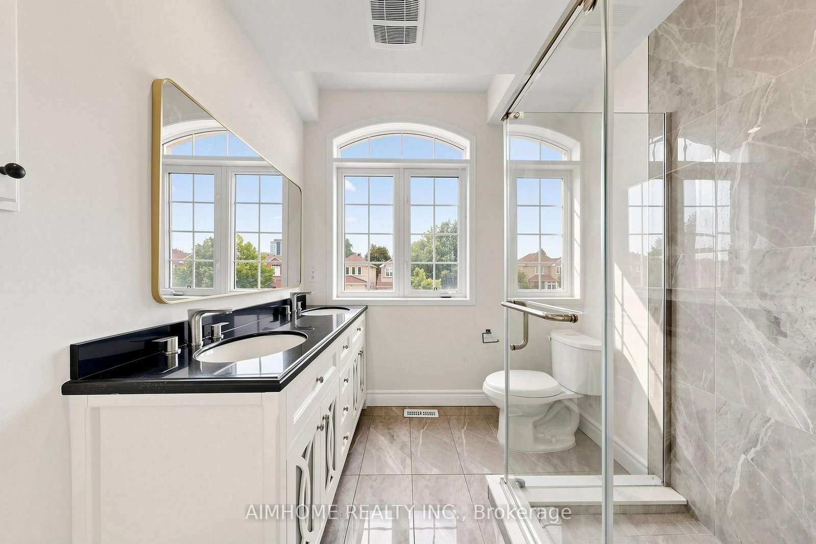 106 Highhill Drive W • Toronto, ON photo 11