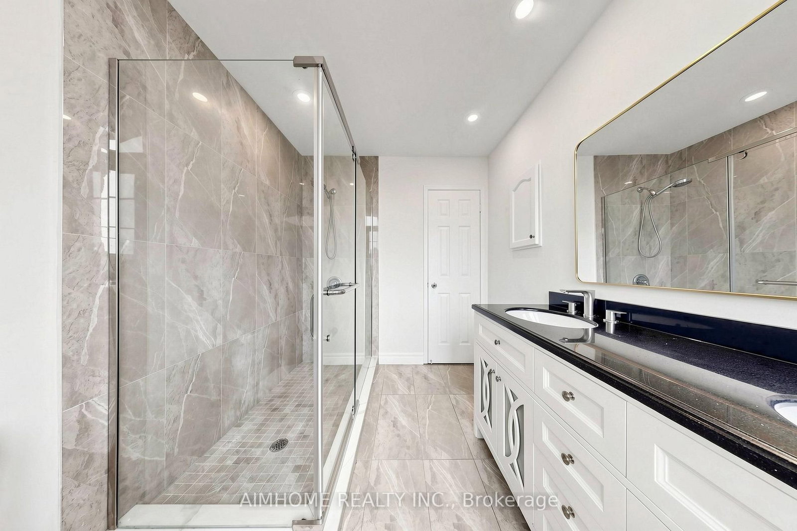 106 Highhill Drive W • Toronto, ON photo 16