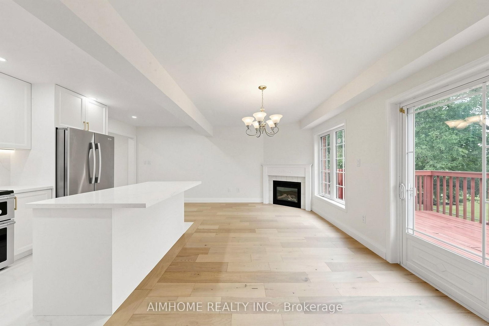 106 Highhill Drive W • Toronto, ON photo 9