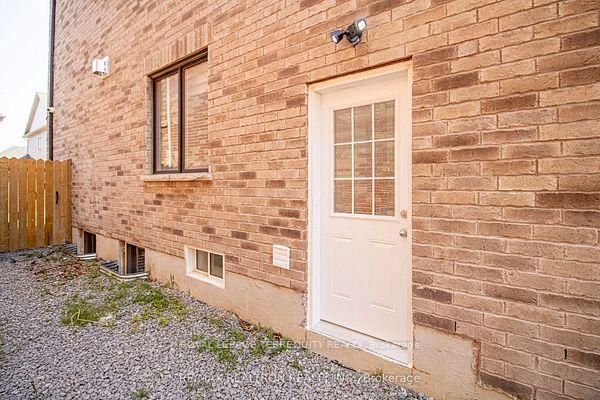 BSMT - 32 Crombie Street