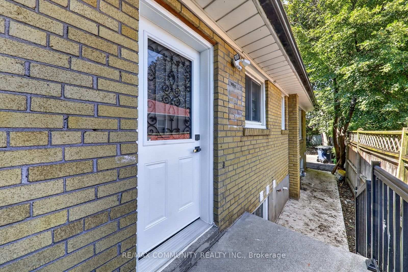 53 Milford Haven Drive N • Toronto, ON photo 36