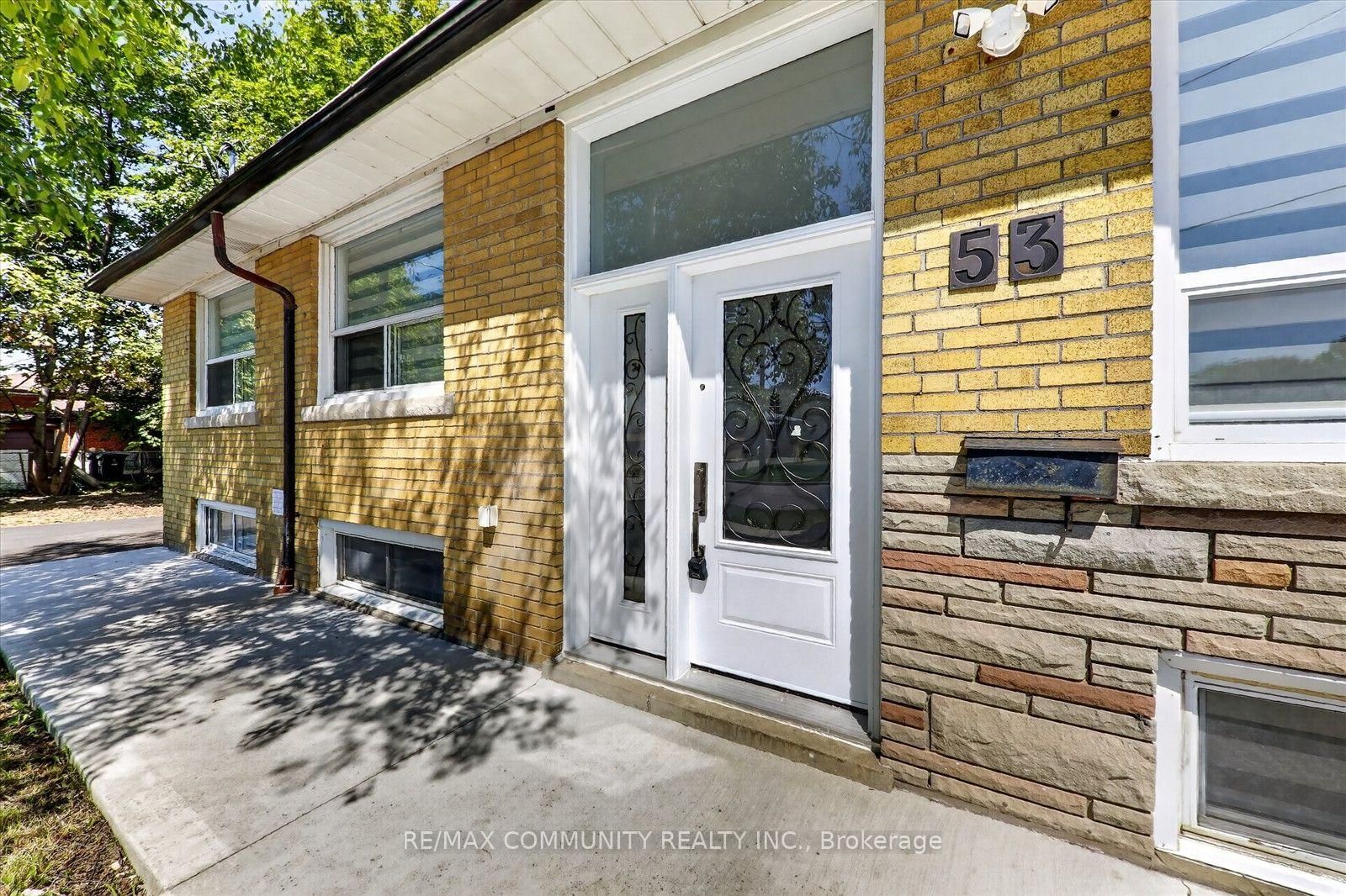 53 Milford Haven Drive N • Toronto, ON photo 4