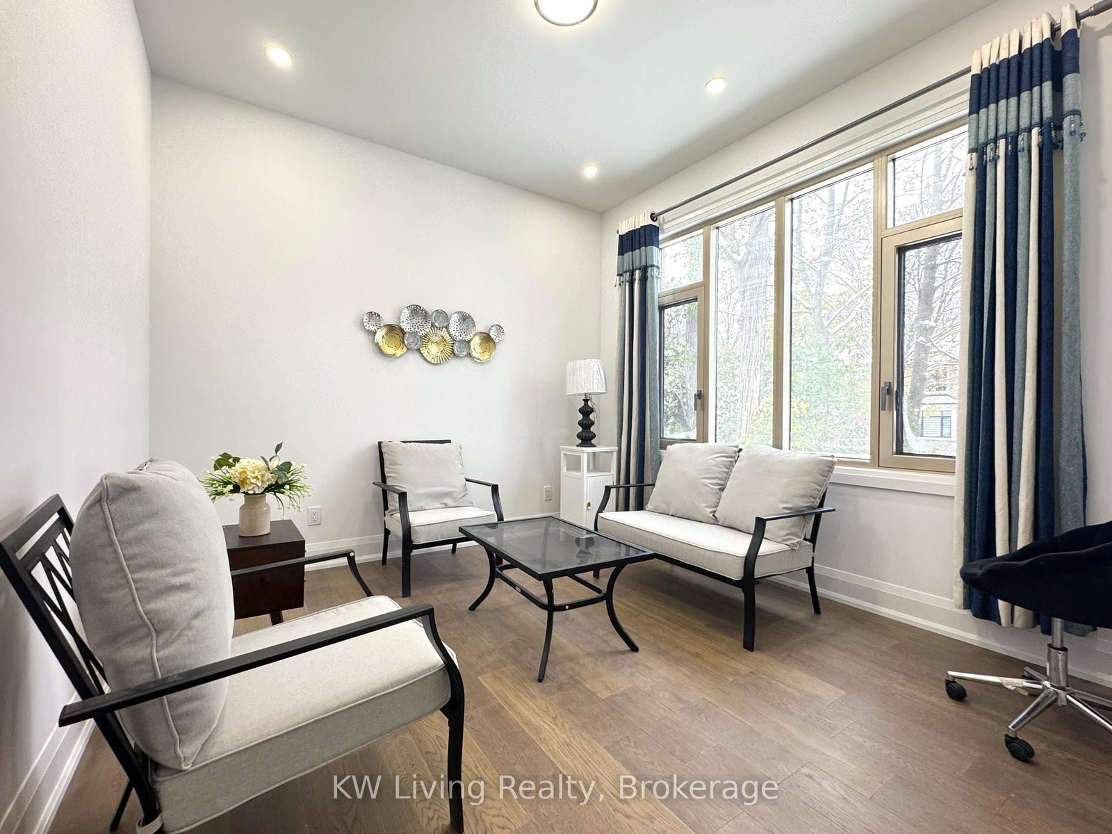 5 Todd Road • Toronto, ON photo 4