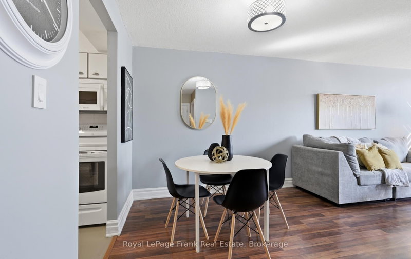 403 - 80 Athol Street E