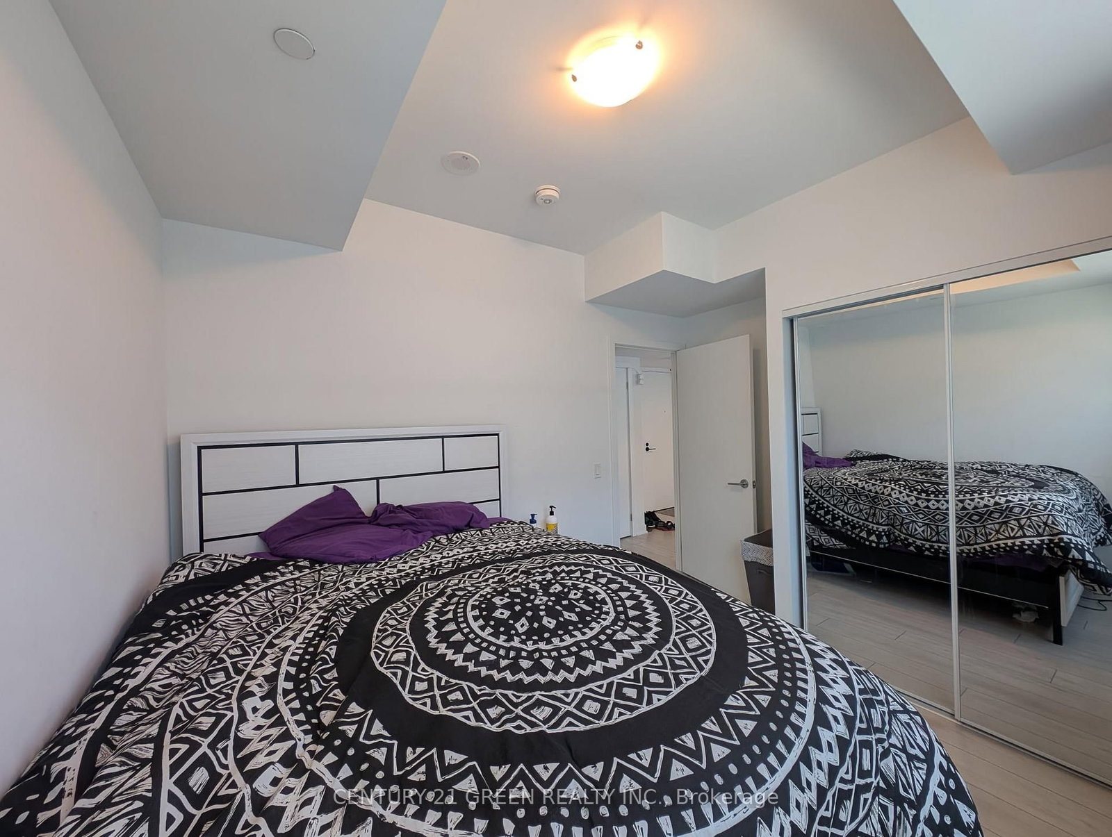 323C-1612 Charles St, Whitby, view 27