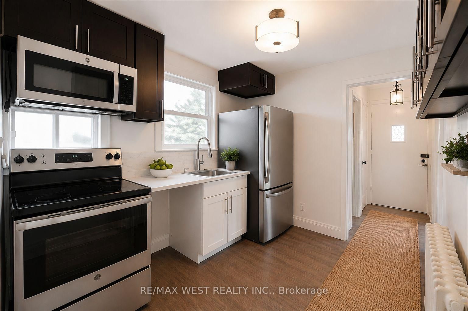 5 Dieppe Road S • Toronto, ON photo 10