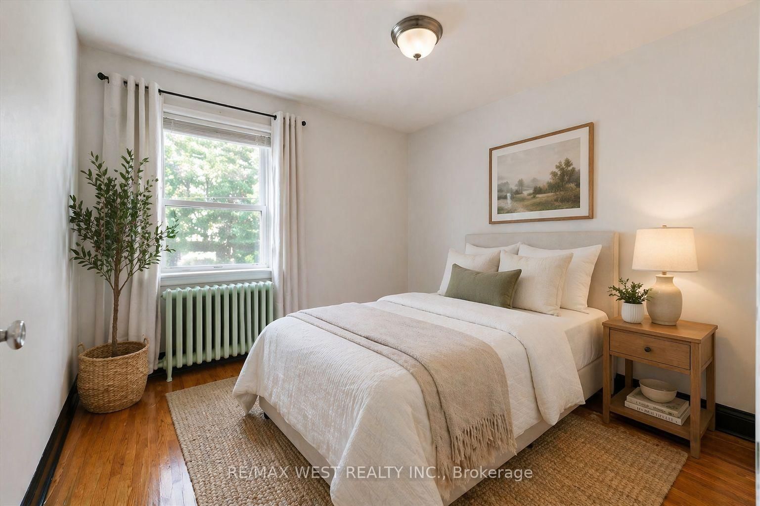 5 Dieppe Road S • Toronto, ON photo 15