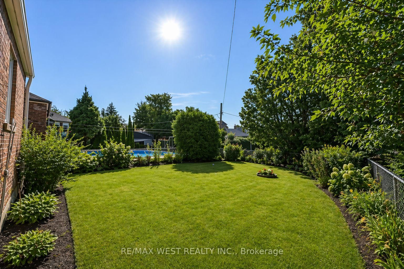 5 Dieppe Road S • Toronto, ON photo 23