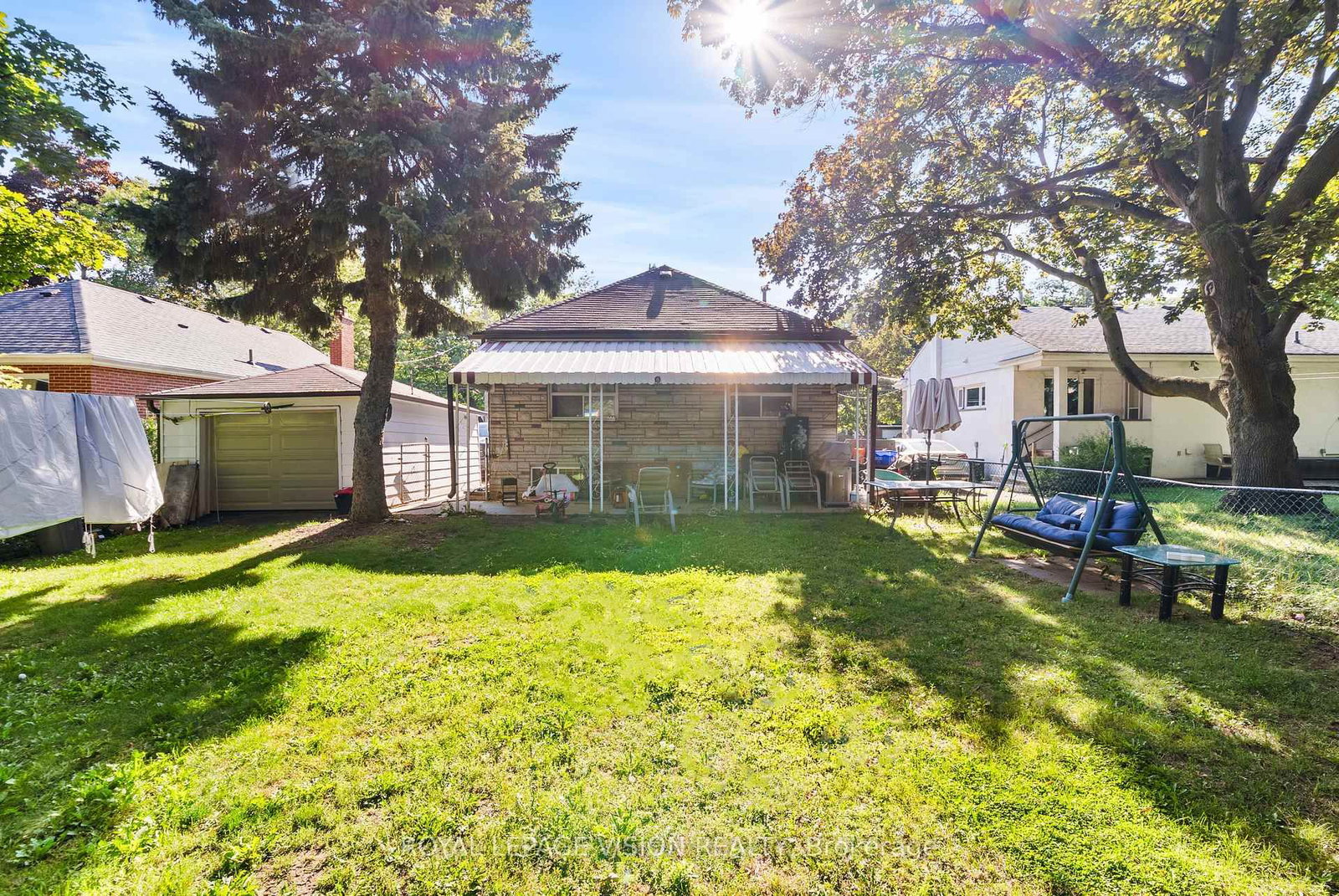 73 Mccowan Road • Toronto, ON photo 27