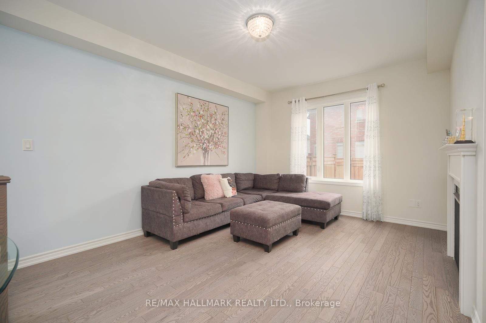 4 Hickling Lane • Ajax, ON photo 12