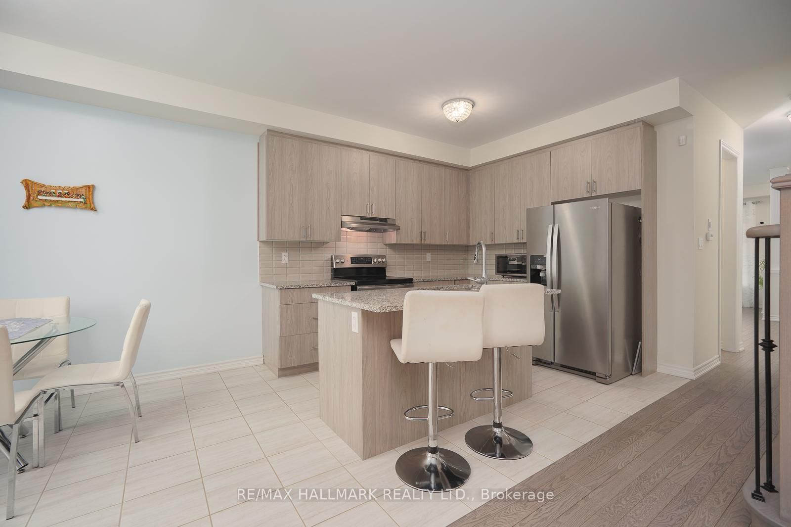 4 Hickling Lane • Ajax, ON photo 16