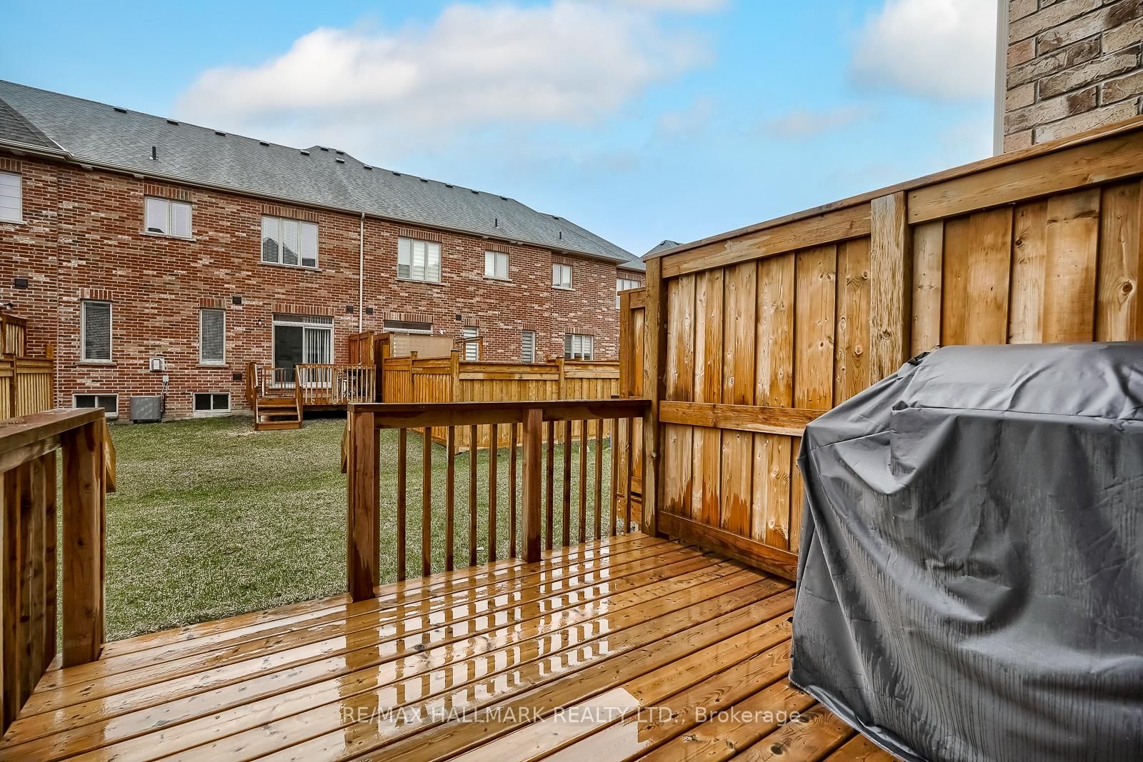 4 Hickling Lane • Ajax, ON photo 39
