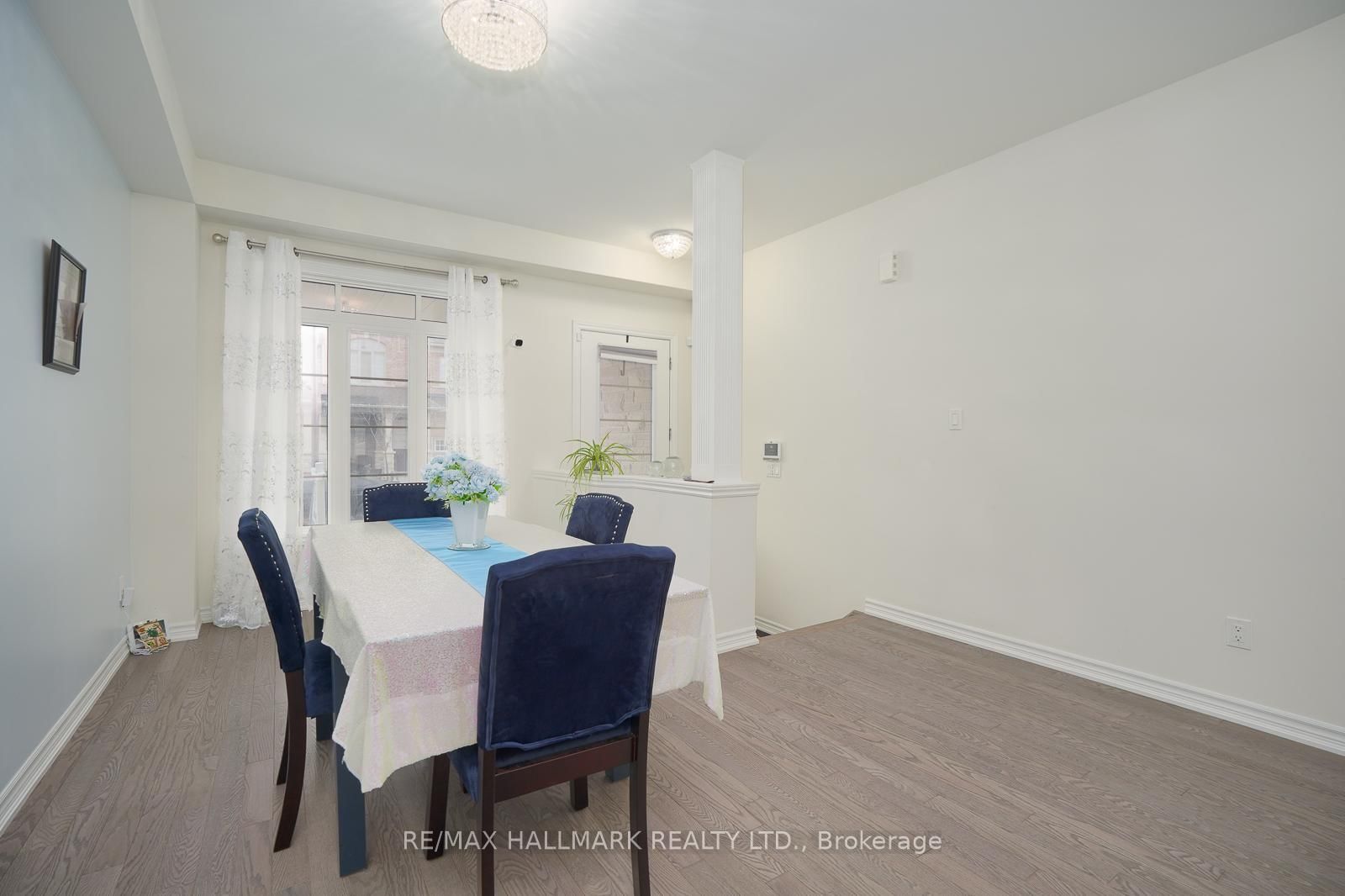 4 Hickling Lane • Ajax, ON photo 8