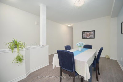 4 Hickling Lane • Ajax, ON photo 9