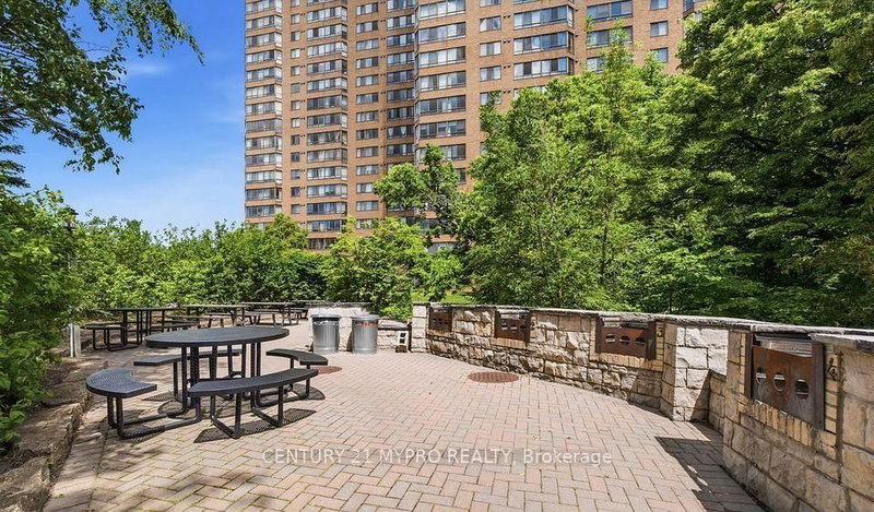 1004 - 55 Bamburgh Circle