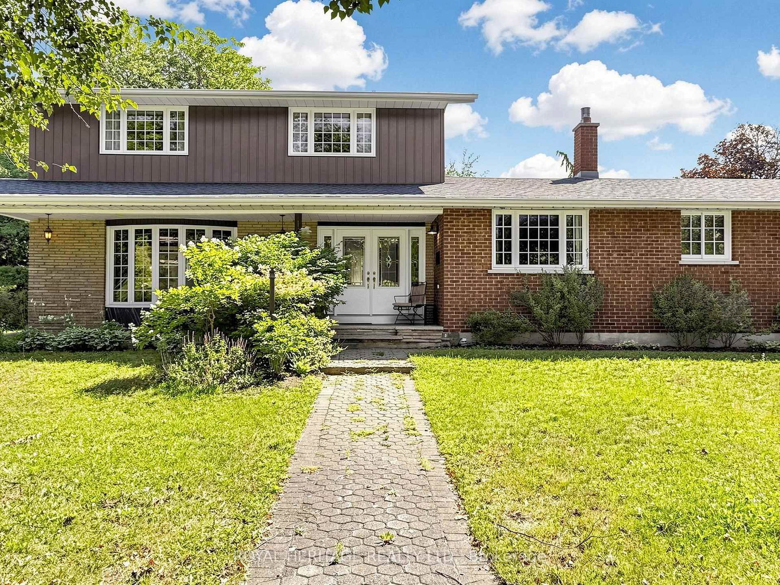 1015 Lavender Court • Oshawa, ON photo 1