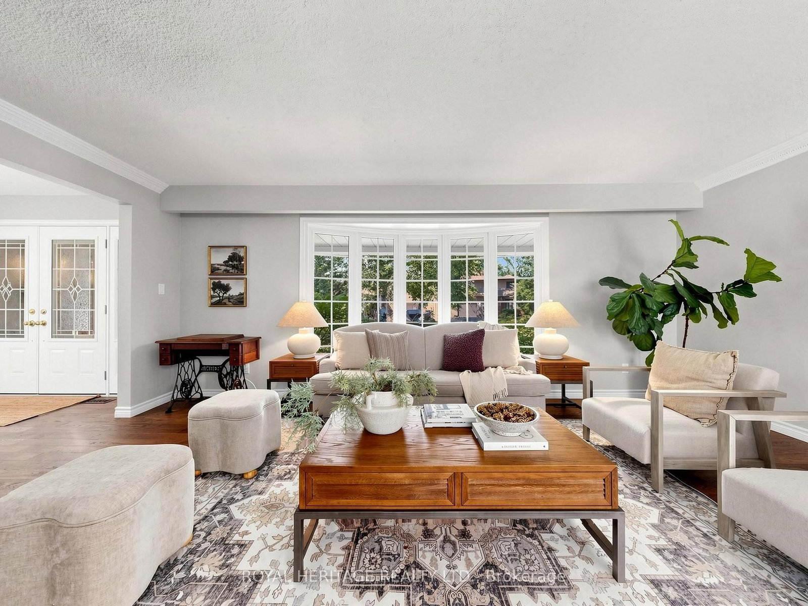 1015 Lavender Court • Oshawa, ON photo 8