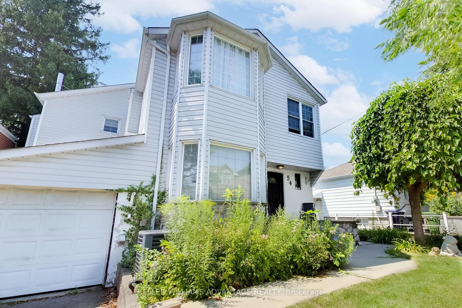 54 Westbourne Avenue • Toronto, ON photo 1