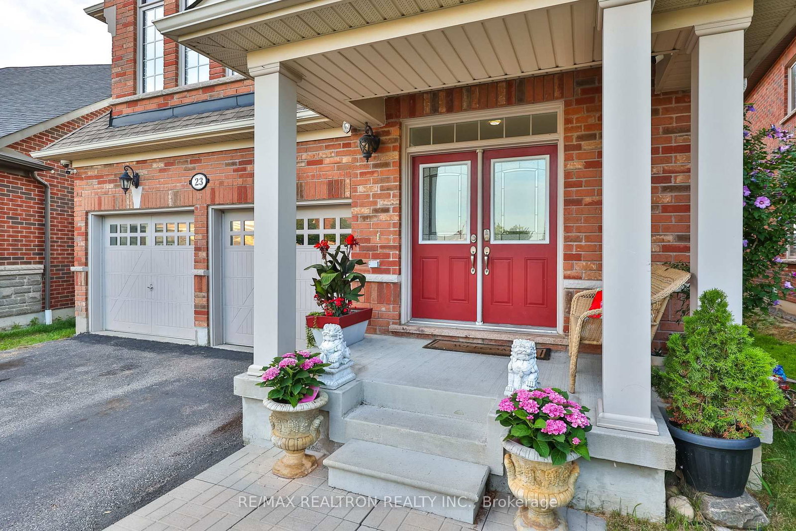 23 Beverton Crescent • Ajax, ON photo 2