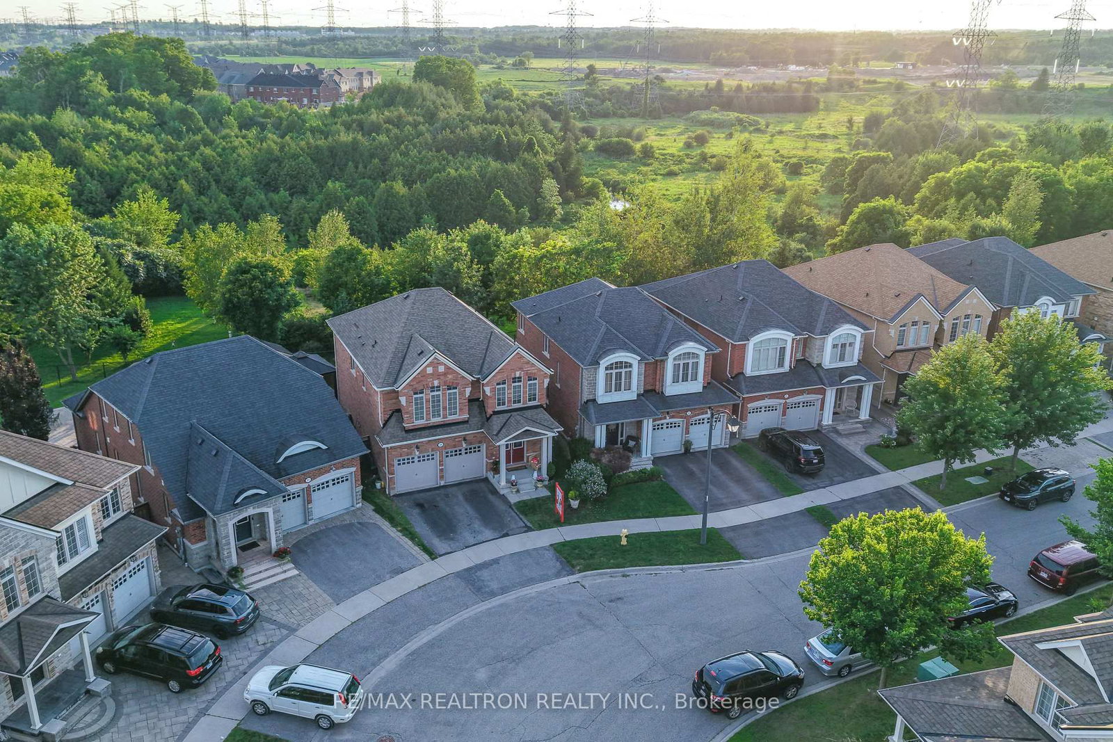 23 Beverton Crescent • Ajax, ON photo 3