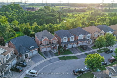 23 Beverton Crescent • Ajax, ON photo 3