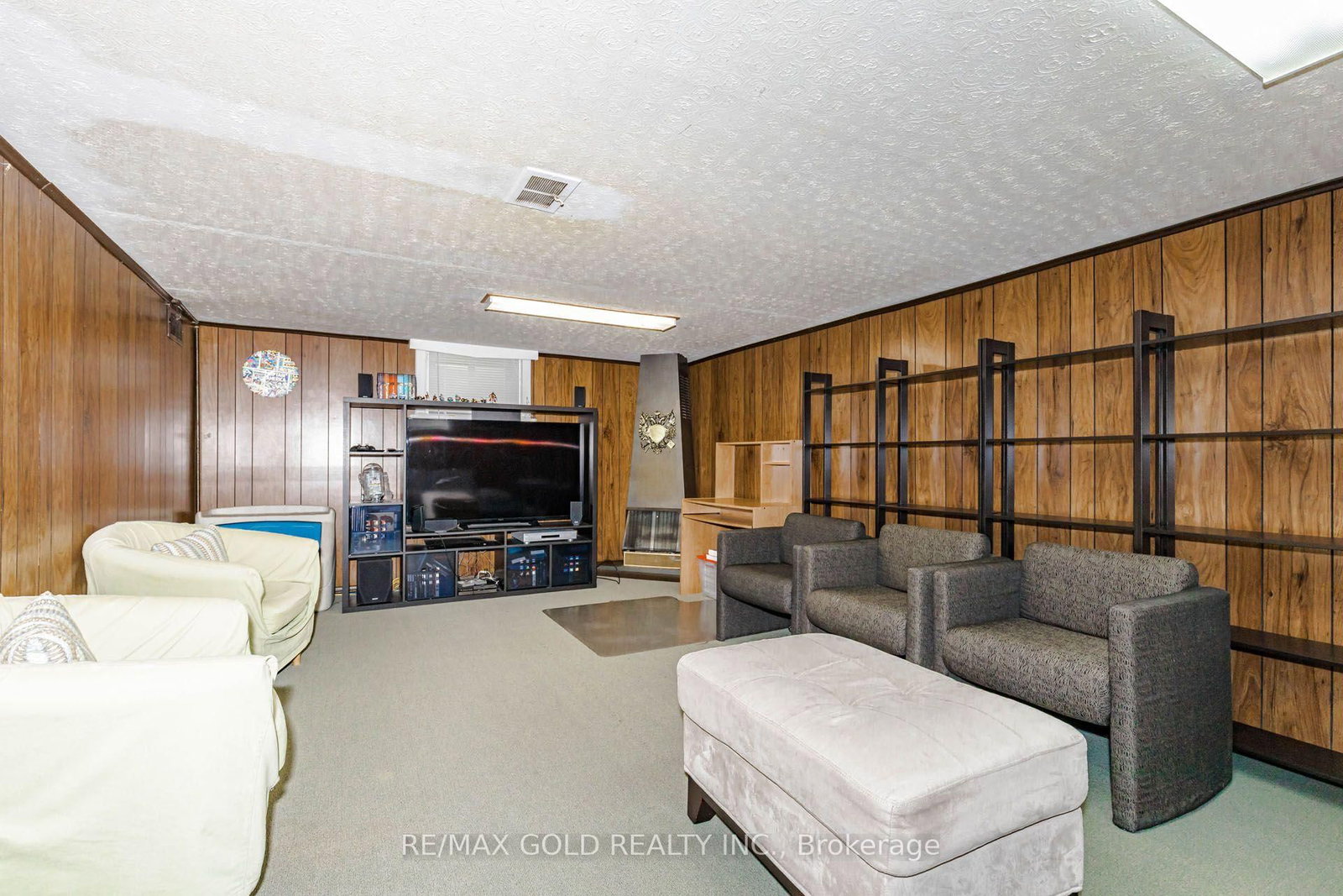 23 Rensburg Drive • Toronto, ON photo 36
