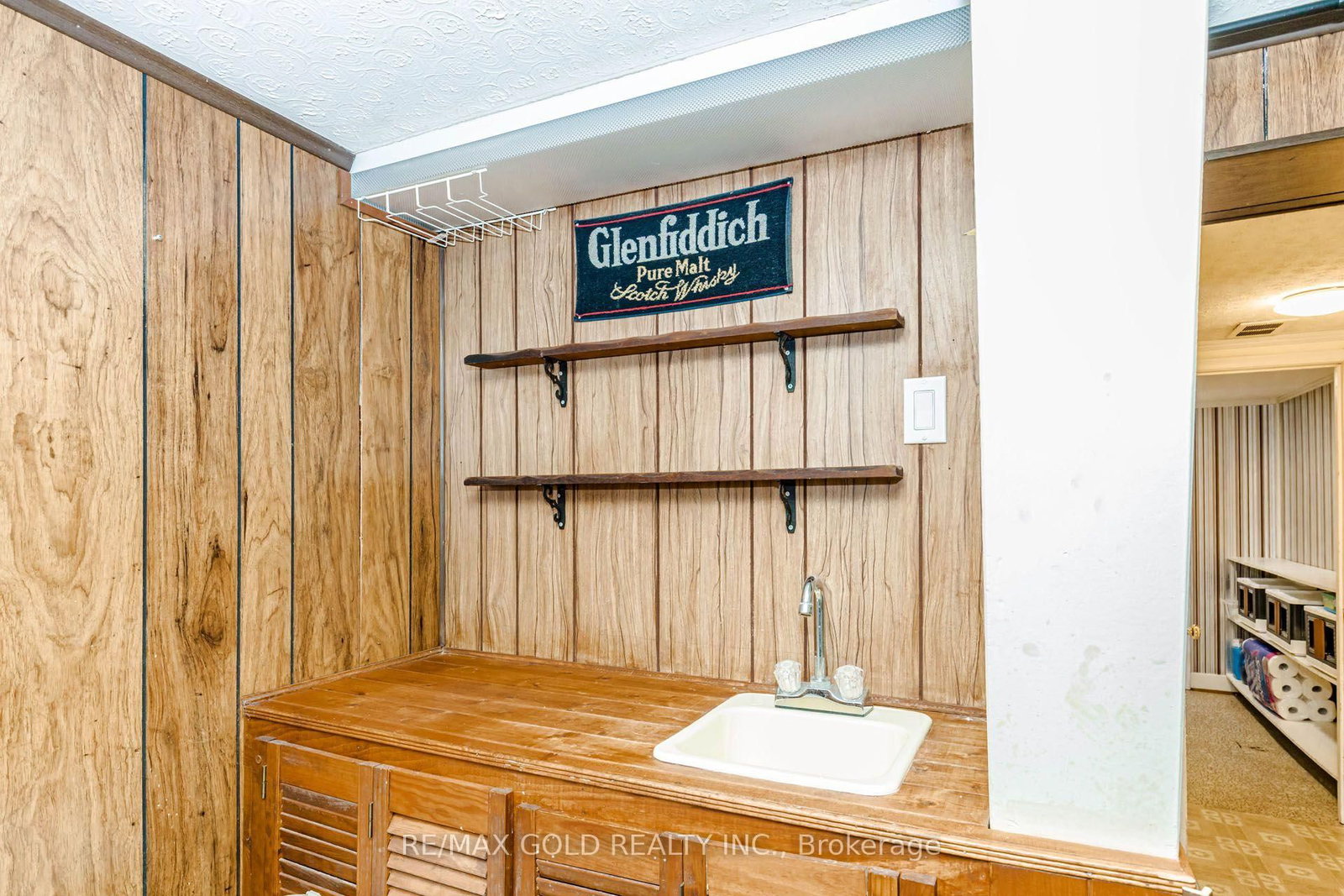 23 Rensburg Drive • Toronto, ON photo 38
