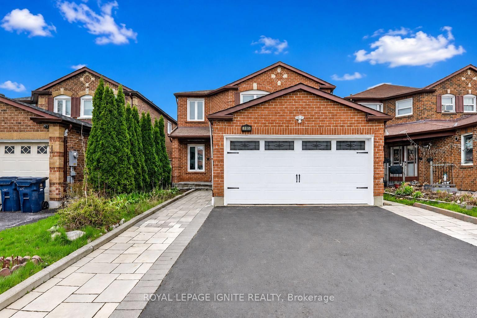 205 Hupfield Trail • Toronto, ON photo 1