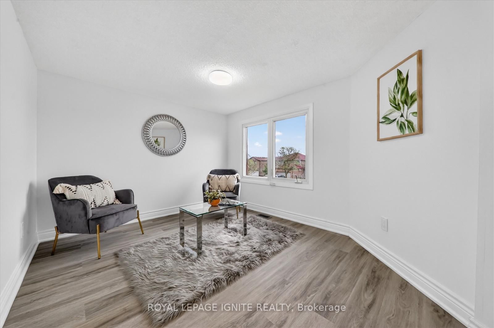 205 Hupfield Trail • Toronto, ON photo 22