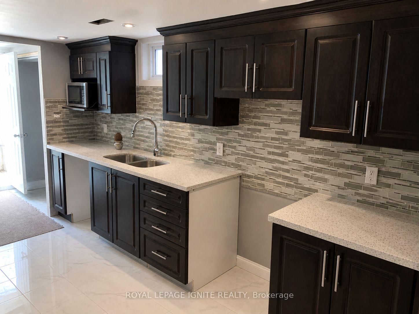 205 Hupfield Trail • Toronto, ON photo 35