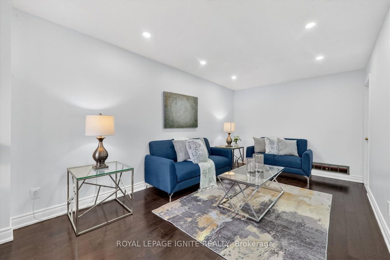 205 Hupfield Tr photo 5
