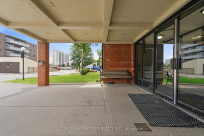 131 Taunton Road E • #204 • Oshawa, ON photo 5