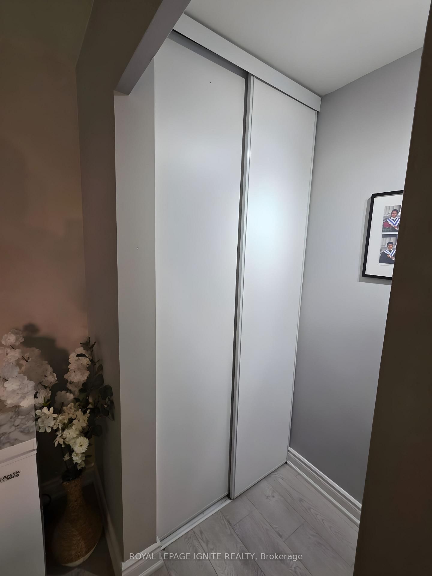 5 Massey Square • #415 • Toronto, ON photo 6