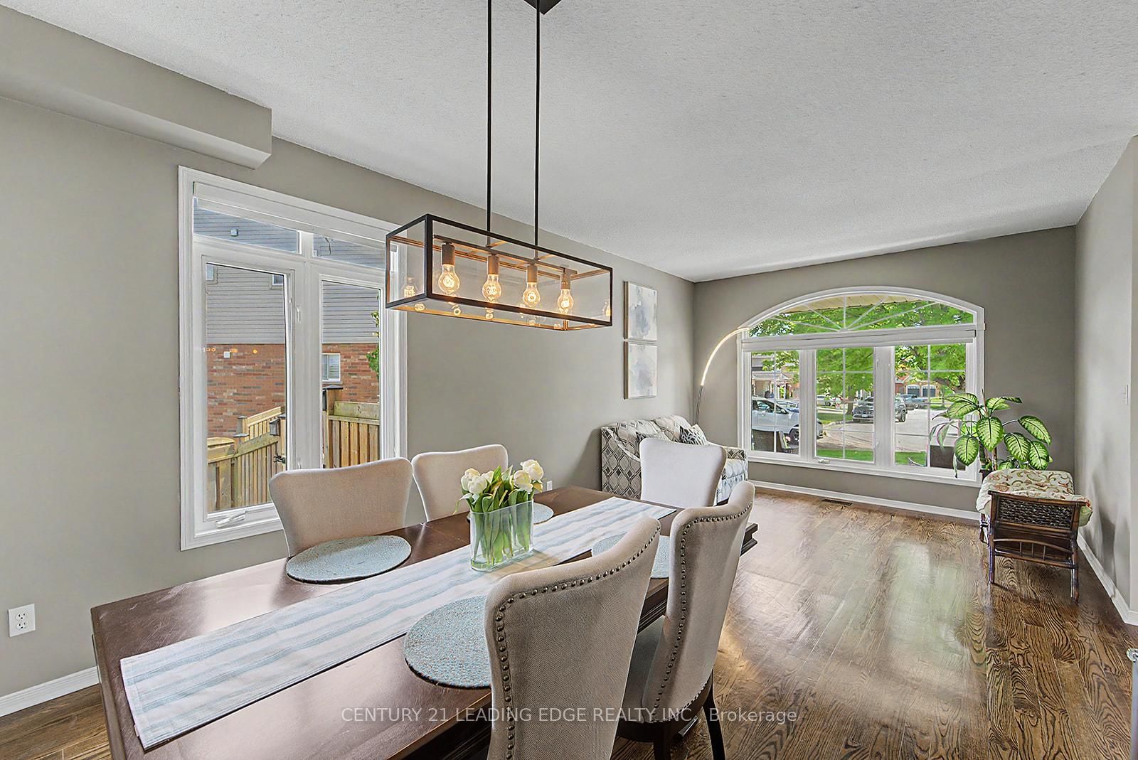 1920 Clearwater Court • Oshawa, ON photo 11