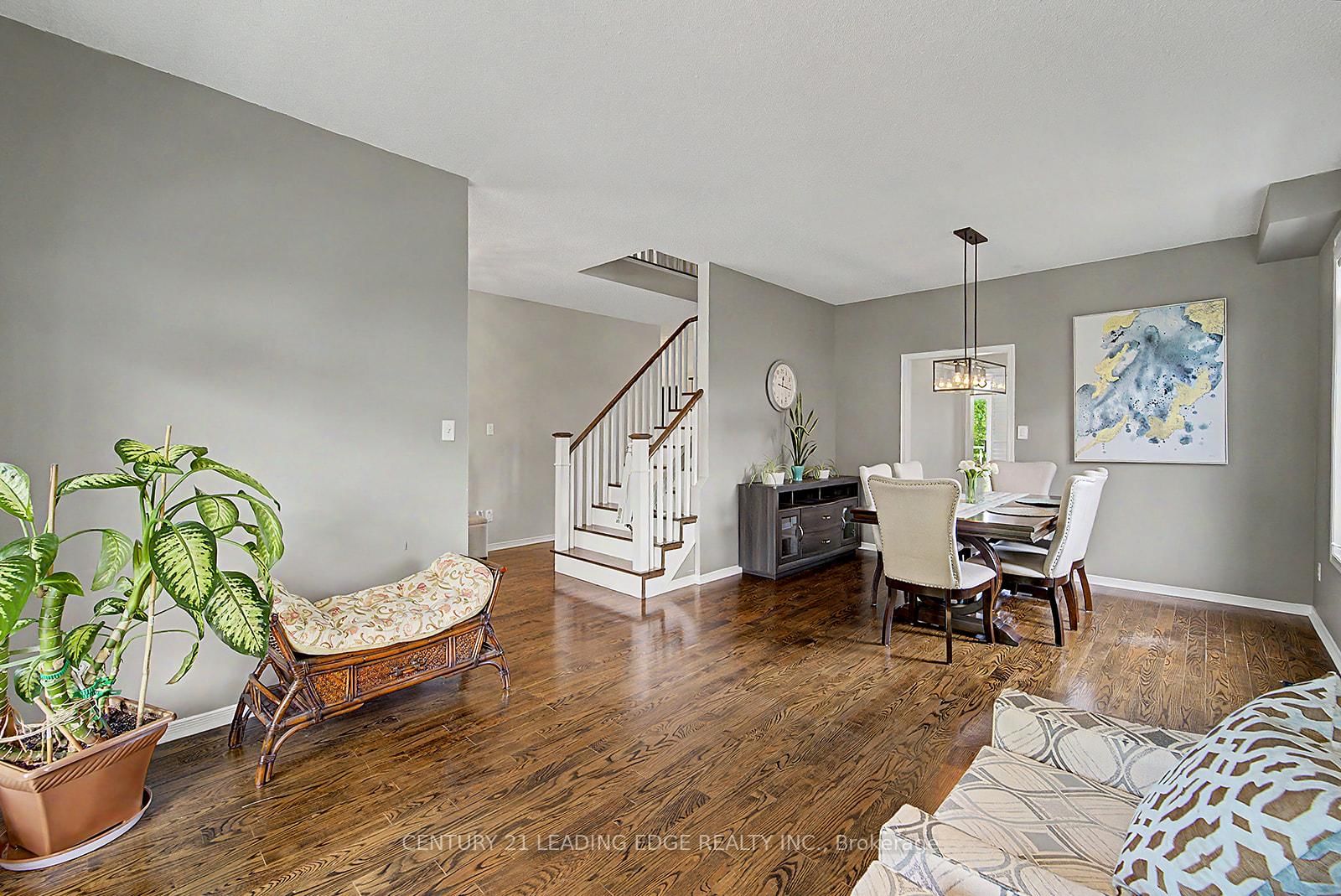 1920 Clearwater Court • Oshawa, ON photo 13