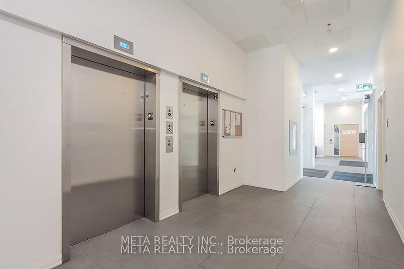 530 - 1900 Simcoe Street N