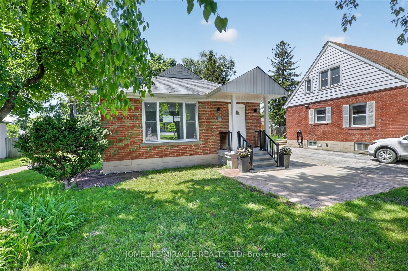 Listing Image 3