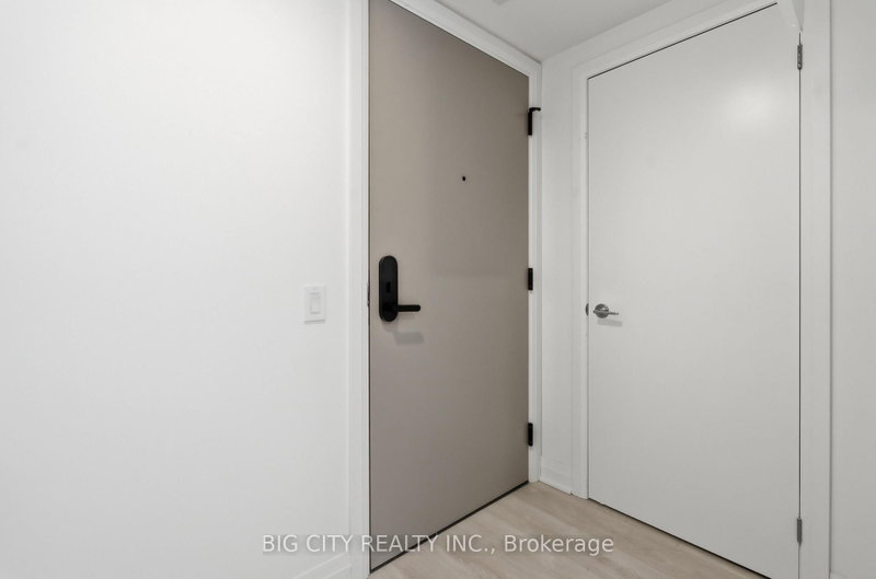 310 - 25 Frederick Todd Way