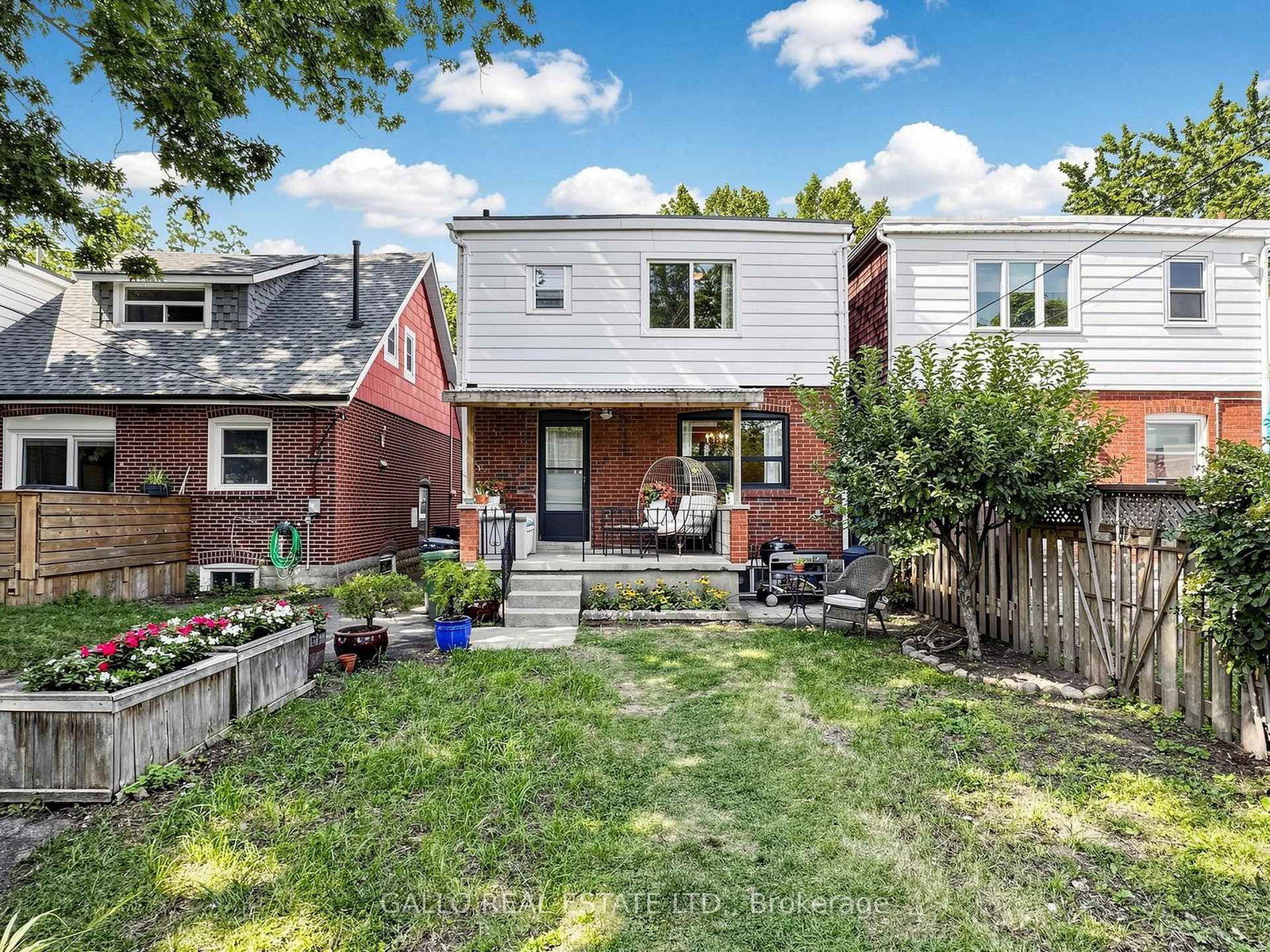 761 Sammon Avenue S • Toronto, ON photo 28