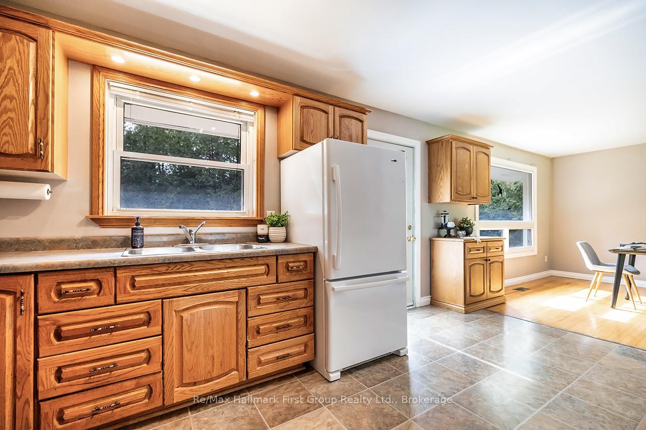 4818 Thornton Road N • Oshawa, ON photo 8
