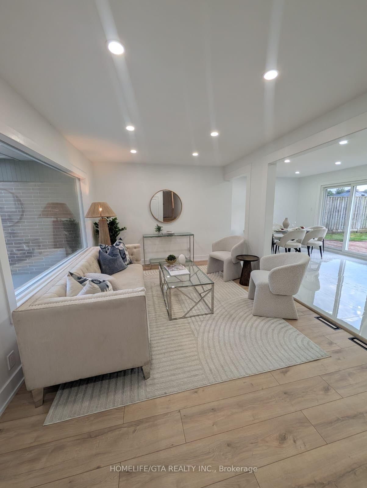 14 Heatherwood Road • Ajax, ON photo 2
