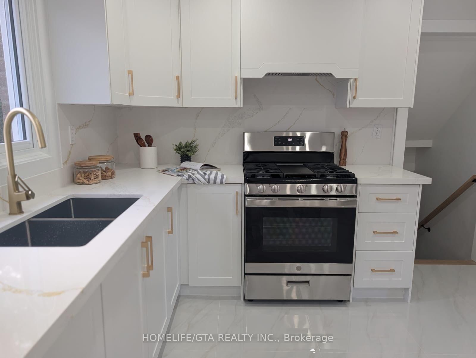 14 Heatherwood Road • Ajax, ON photo 6