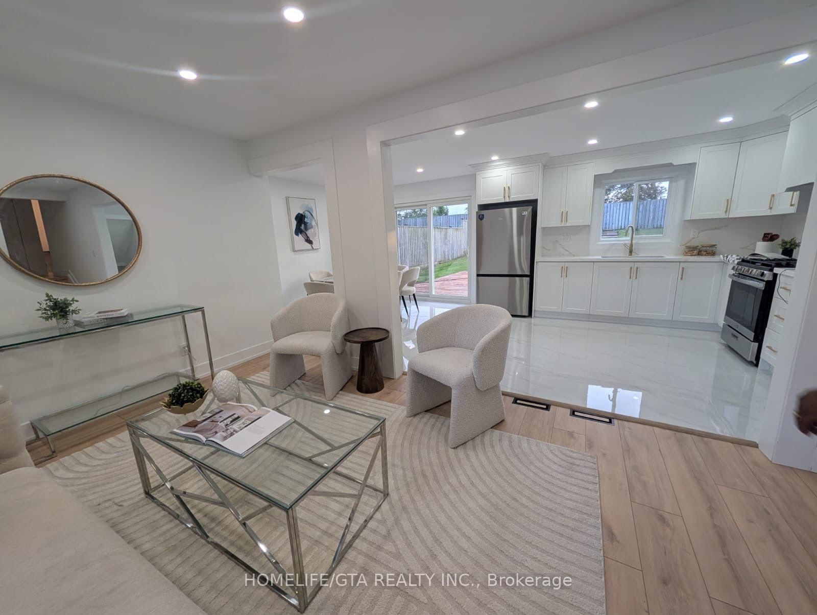 14 Heatherwood Road • Ajax, ON photo 9