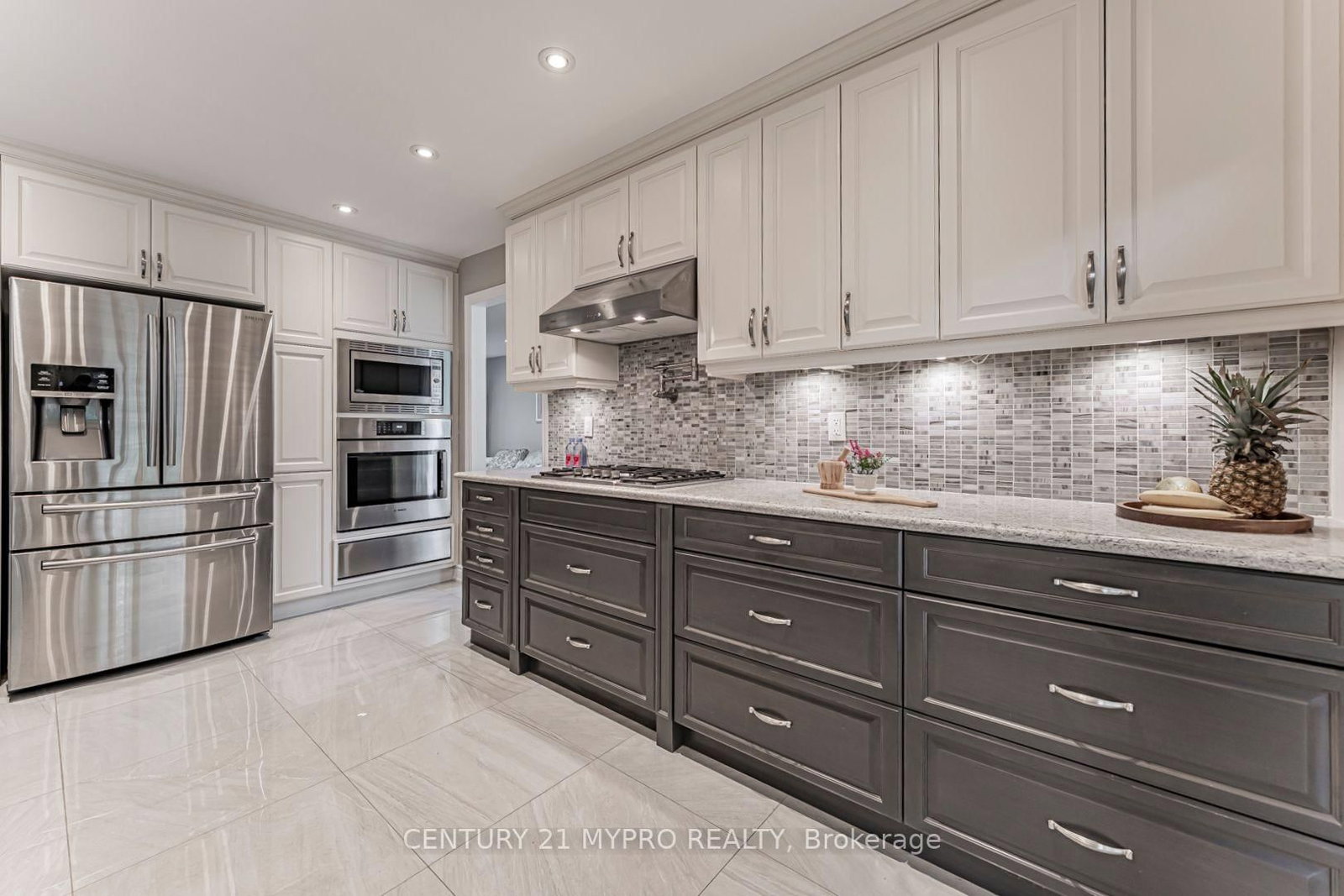 35 Wheeling Drive • Toronto, ON photo 18