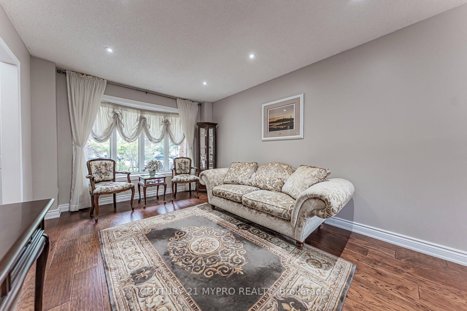 35 Wheeling Drive • Toronto, ON photo 9
