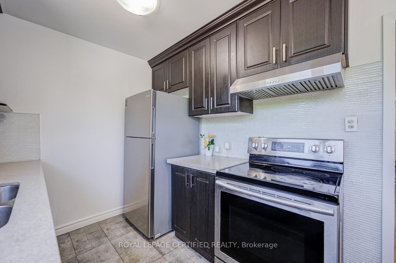 79 Samson Crescent • Toronto, ON photo 14