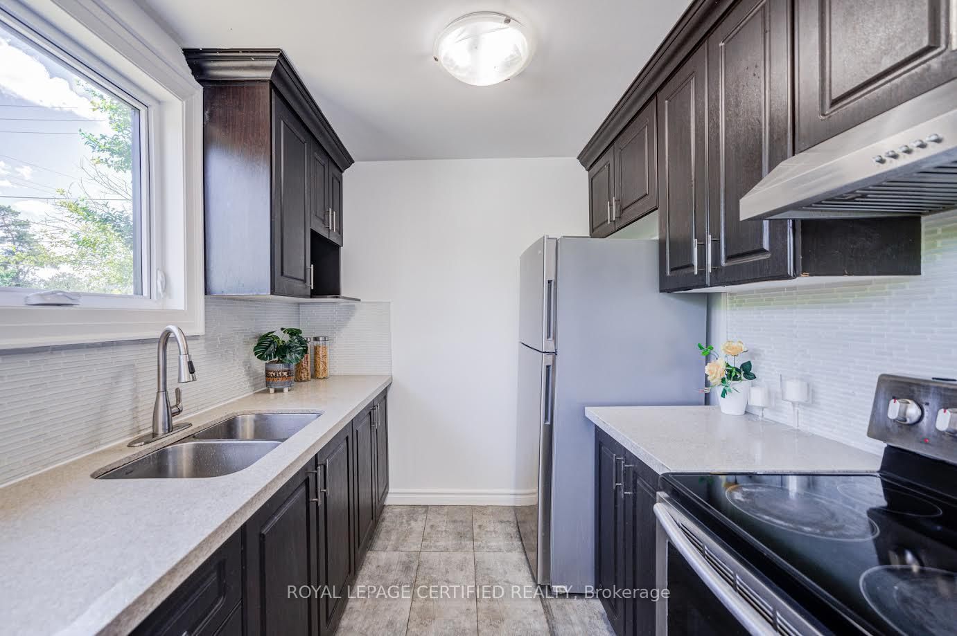 79 Samson Crescent • Toronto, ON photo 15