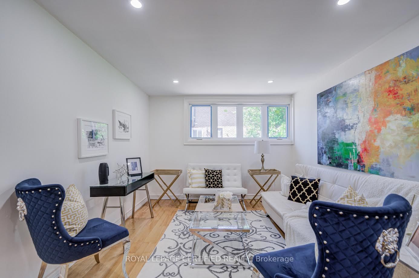 79 Samson Crescent • Toronto, ON photo 5