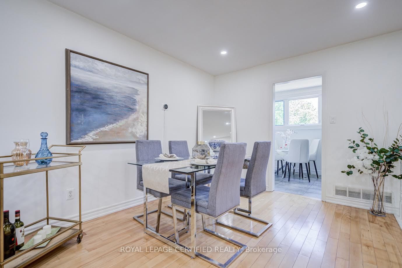 79 Samson Crescent • Toronto, ON photo 8