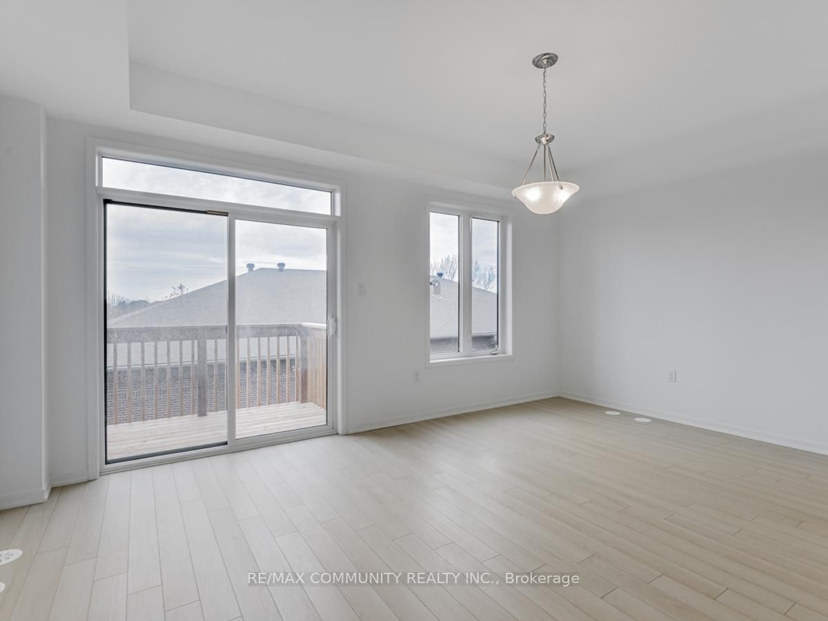 799 Heathrow Path • Oshawa, ON photo 17